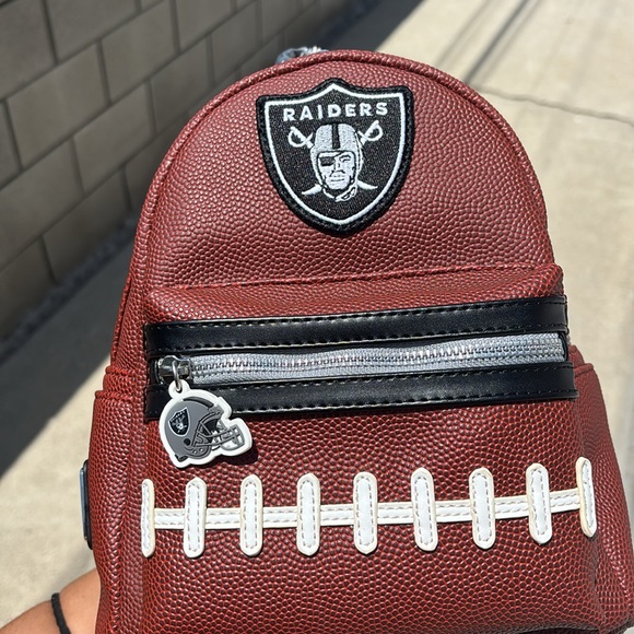 Raiders Backpack - Picture 3 of 5